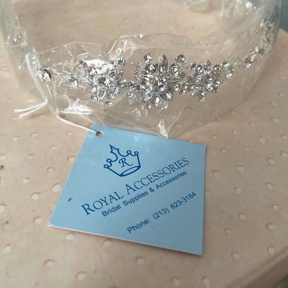 Bridal Tiaras Rhinestone. - Picture 2 of 4